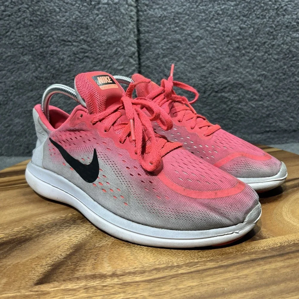 Nike Size 7Y Youth Running Shoes Low Top Sneakers Tennis‎ Shoes White Pink